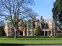 Bletchley Park - Aubrey Park Hotel 