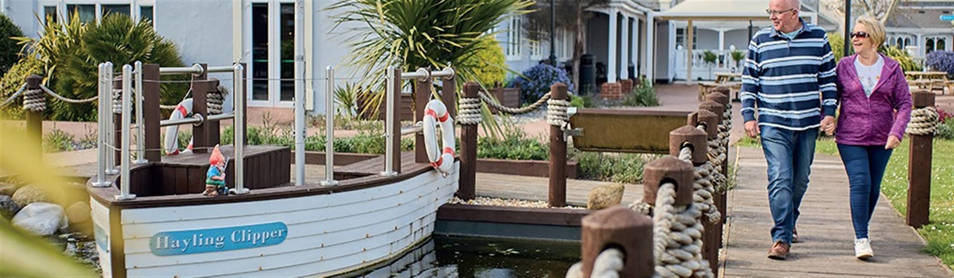 Warner Breaks - Lakeside