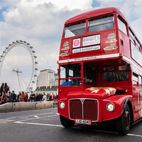 London & Afternoon Tea Bus
