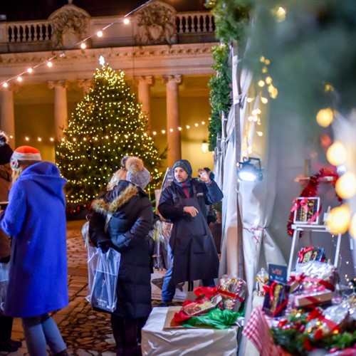 Hampton Court Festive Fayre
