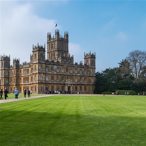 Highclere Castle - Ibis Reading Centre, Reading 