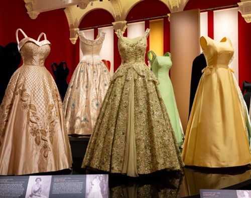 Queen Elizabeth II Exhibition & Royal Mews Daytrip