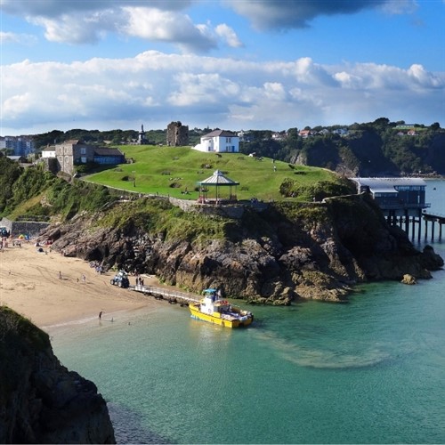 Red Dragon Daytrip to Tenby