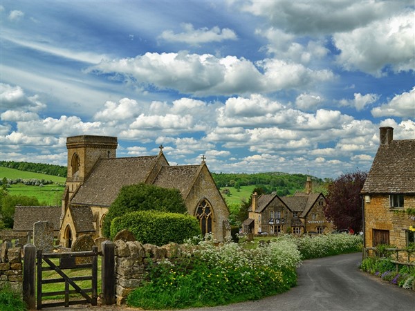 Scenic Cotswolds